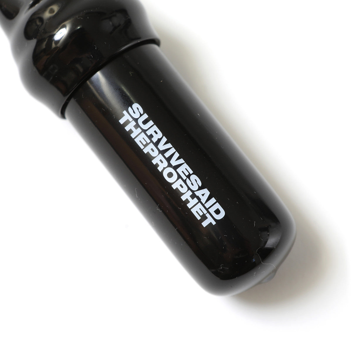 FLOATING KEYTAINER